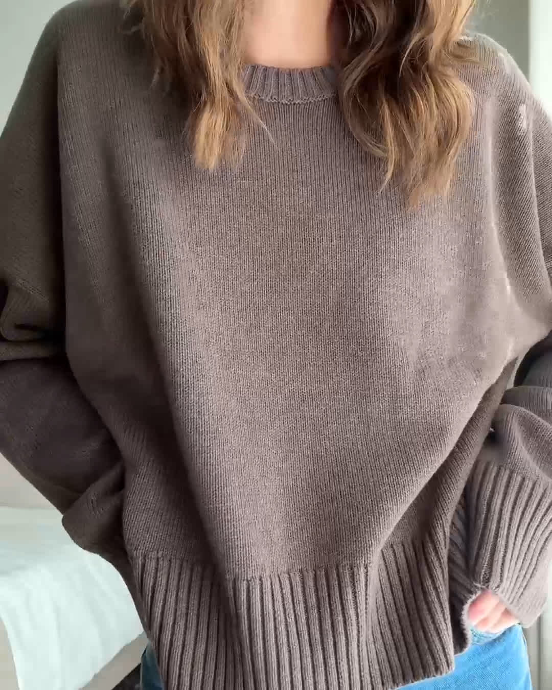 Cotton-Boyfriend-Crew-Sweater_Heather-Brown__VictoriaSchnieder_4x5_Thumbnail.jpg